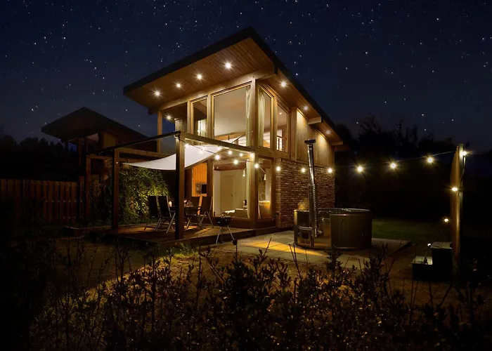 Rezerwat Wielin Sauna - Balia - Hot Tube - Jacuzzi - Basen - Klimatyzacja - Kominek