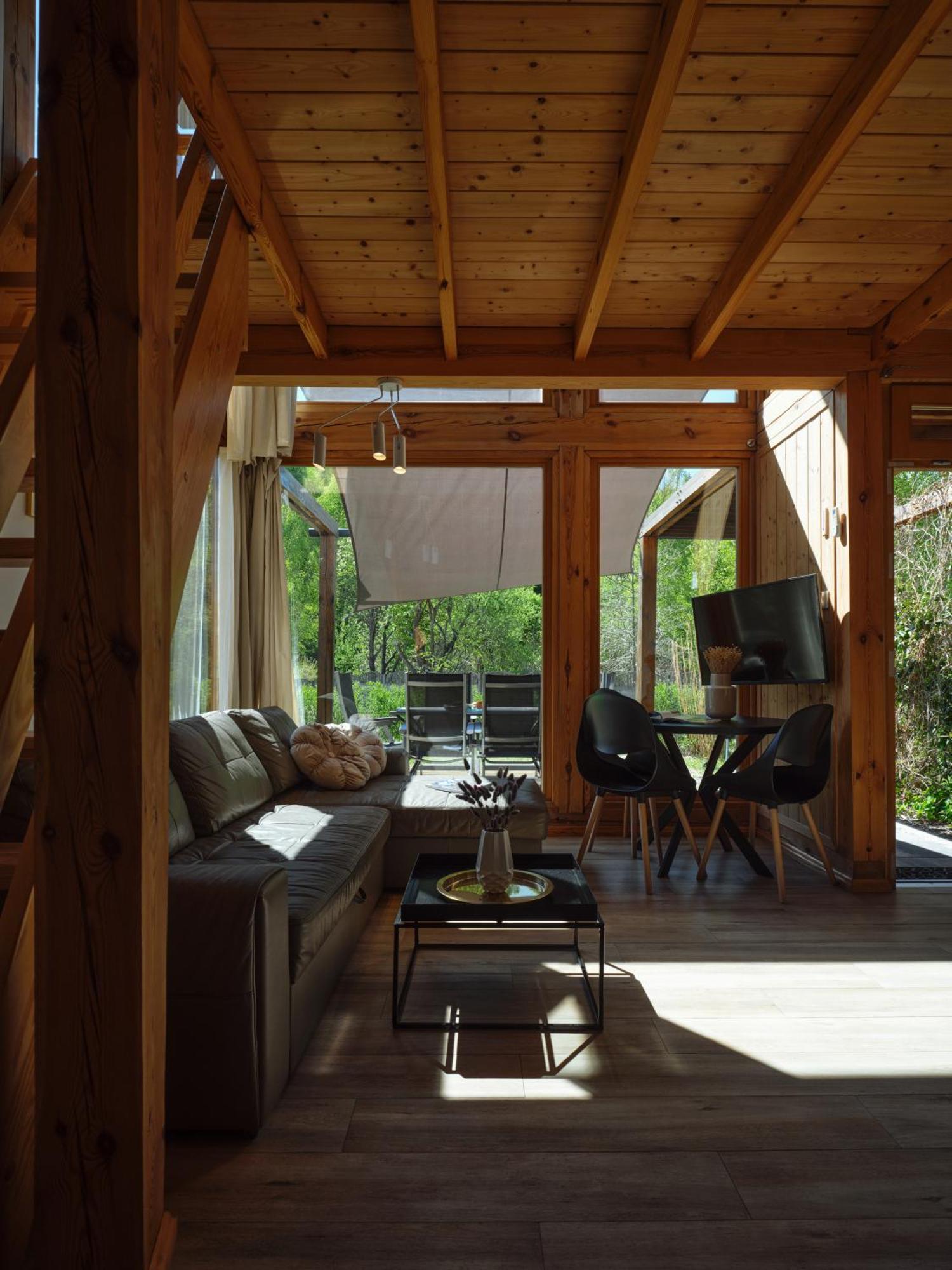 Lodge Rezerwat Sauna - Balia - Hot Tube - Jacuzzi - Basen - Klimatyzacja - Kominek Wielin