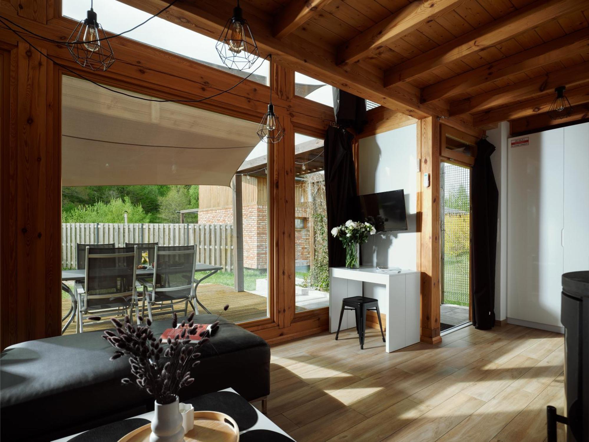 Lodge Rezerwat Sauna - Balia - Hot Tube - Jacuzzi - Basen - Klimatyzacja - Kominek Wielin