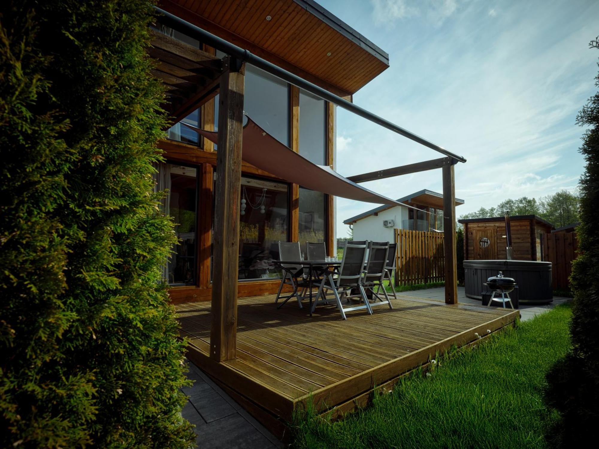 Rezerwat Sauna - Balia - Hot Tube - Jacuzzi - Basen - Klimatyzacja - Kominek Lodge Wielin